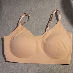 CK Seamless Wirefree Lightly Lined Triangle Bra